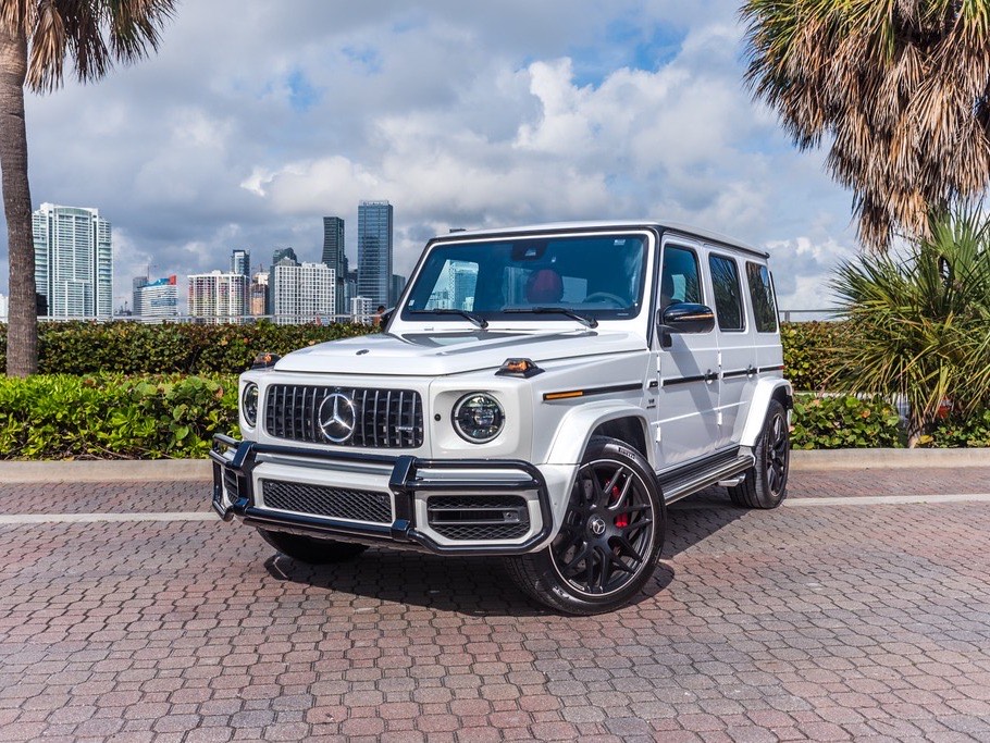 Mercedes-AMG G 63 branco da frota.